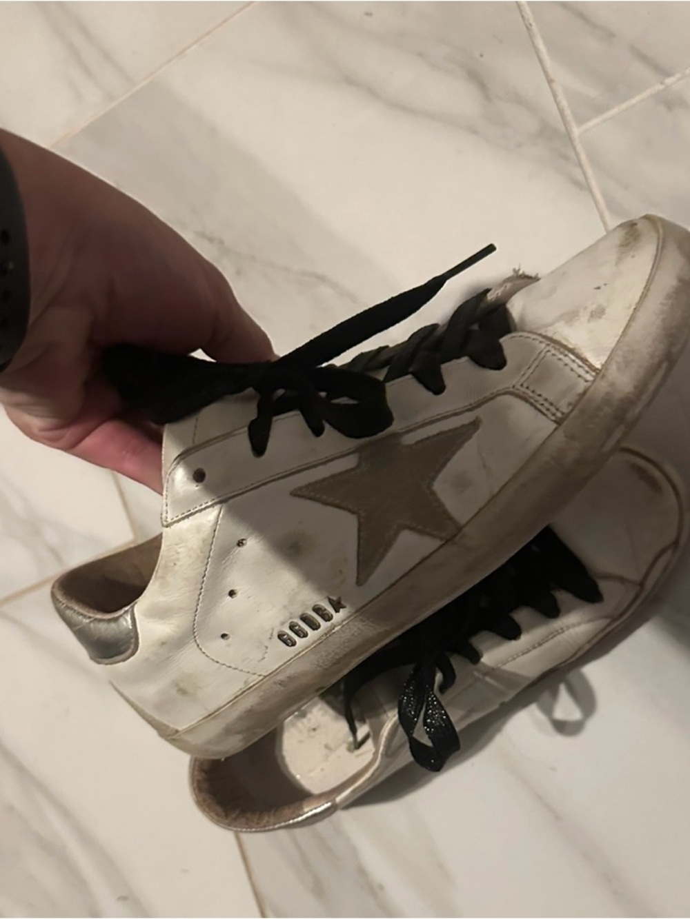 Golden Goose EUC White Leather Sneakers with Black Laces - Picture 3 of 3
